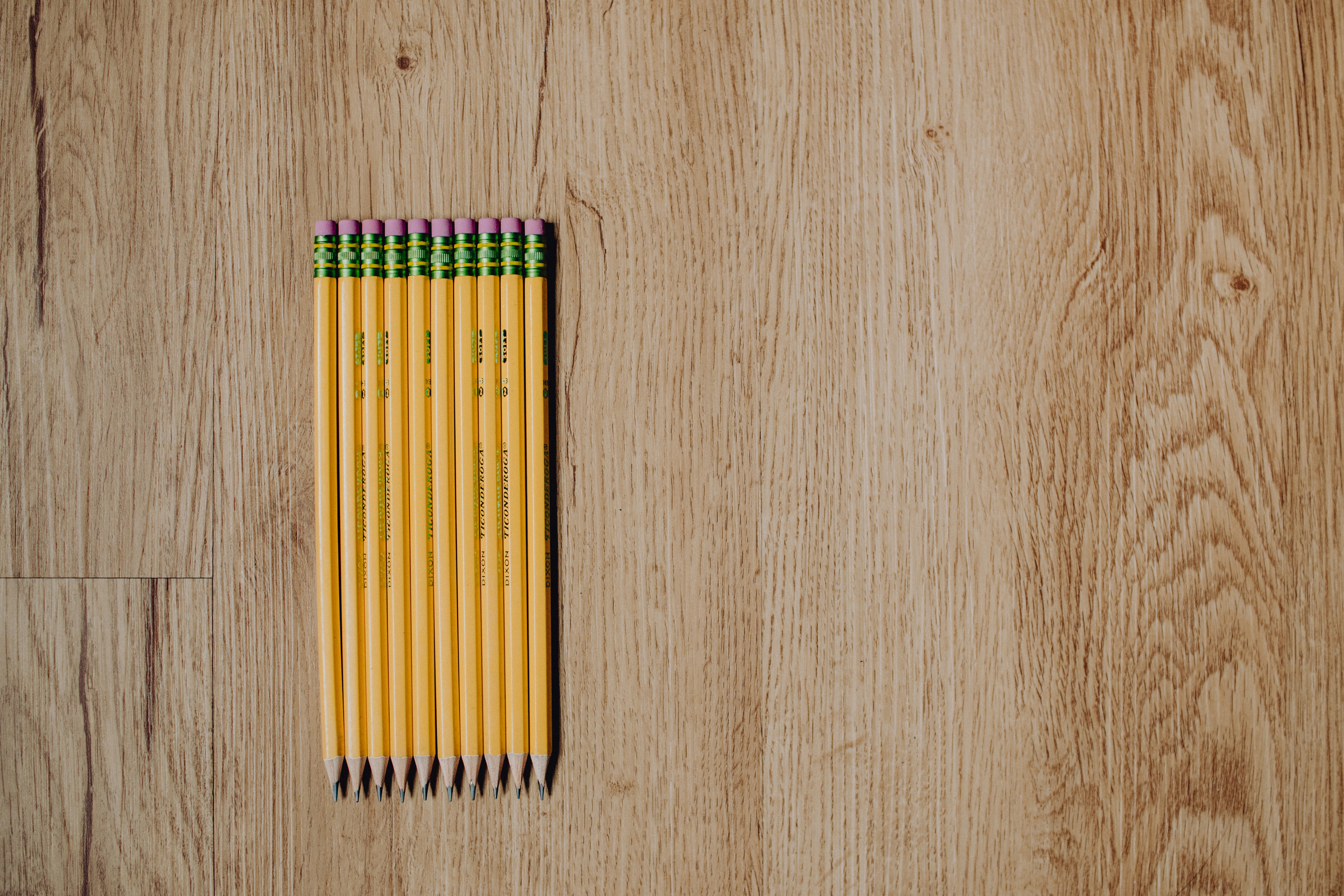 yellow green and red color pencils